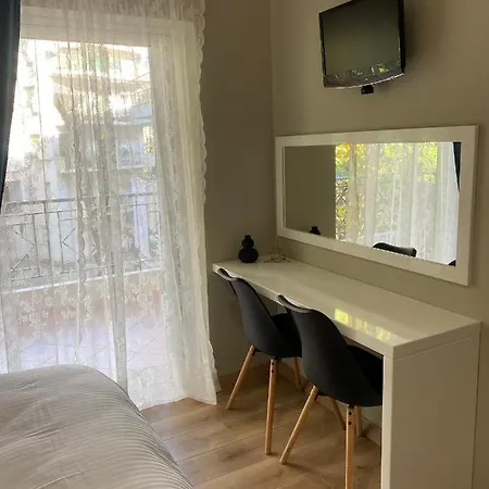 Giovanni Apartment